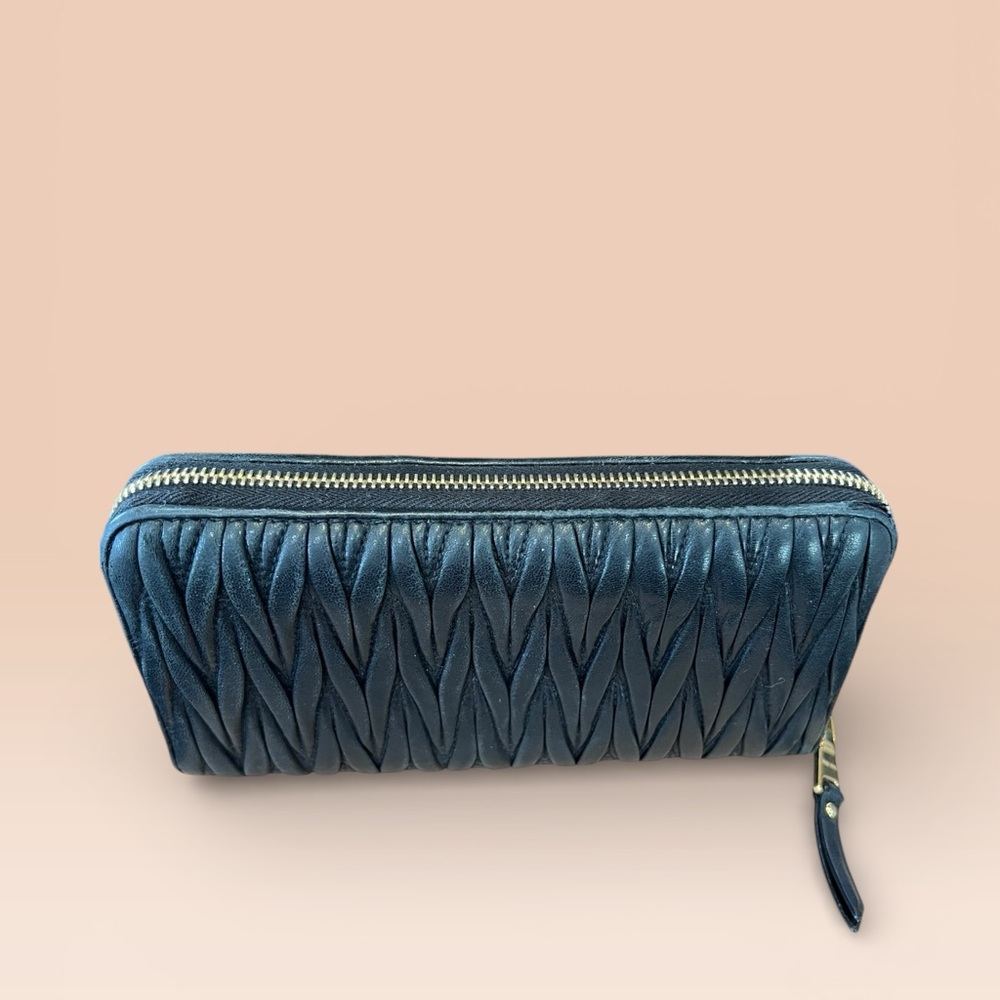 Miu Miu
 Black Matelasse Leather Zip Around Wallet - Picture 13 of 14